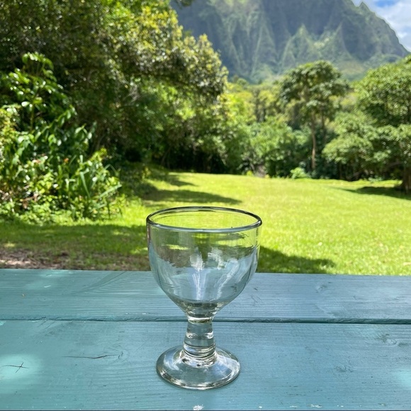 Vintage Heavy Glass Sherbet Dessert Ice Cream Dish with Stem Pedestal Bowl. - Picture 5 of 7